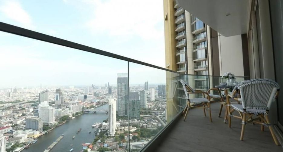 For sale 3 bedrooms condo in Khlong San, Bangkok
