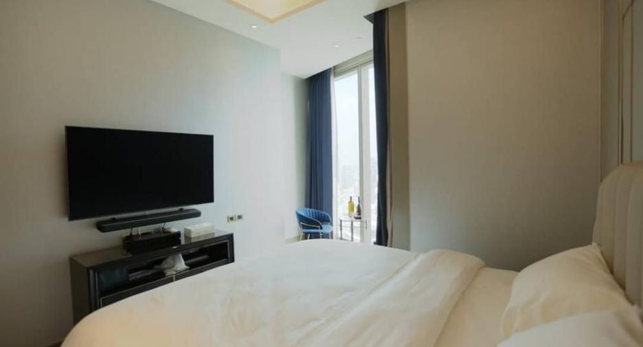 For sale 3 bedrooms condo in Khlong San, Bangkok