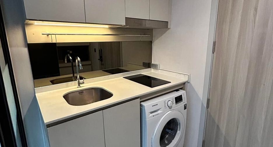 Wohnung zur Miete mit 1 Zimmer in Sathon, Bangkok
