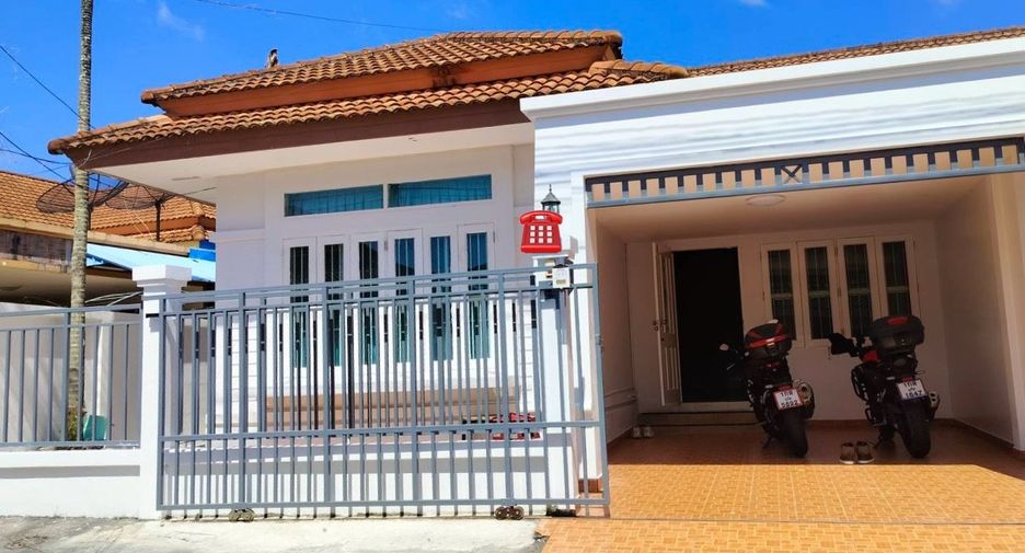 For rent 3 bedrooms house in Mueang Phuket, Phuket