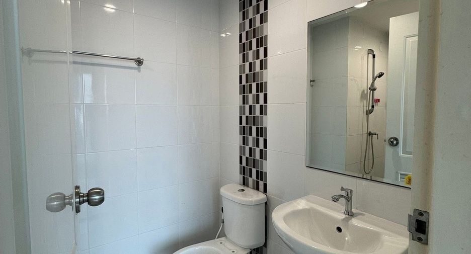 For sale 1 bed condo in Khan Na Yao, Bangkok