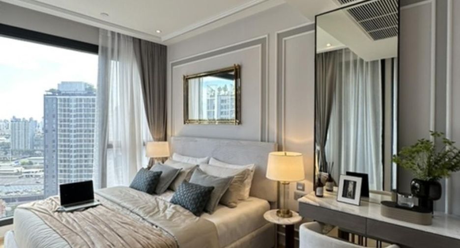 For sale 3 ベッドルーム condo in Huai Khwang, Bangkok