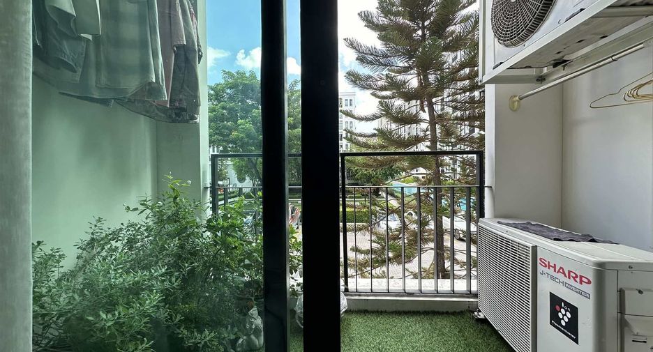 À vendre 2 chambres condo à Din Daeng, Bangkok