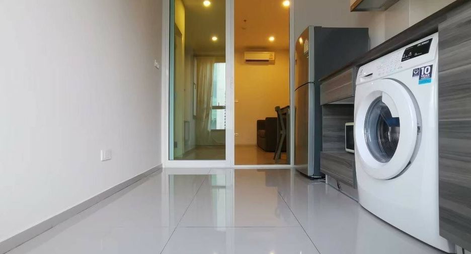 For sale 1 Beds condo in Phaya Thai, Bangkok