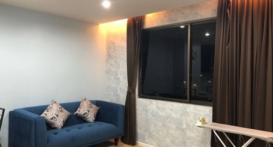 For rent 2 bedrooms condo in Watthana, Bangkok