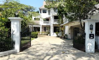 For rent 3 bedrooms house in Khan Na Yao, Bangkok