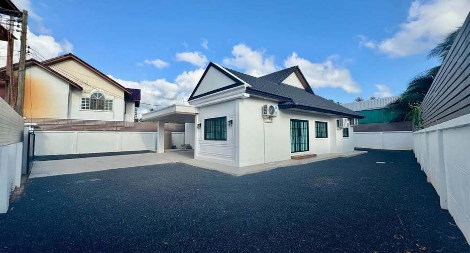 For rent 4 bedrooms house in Thalang, Phuket