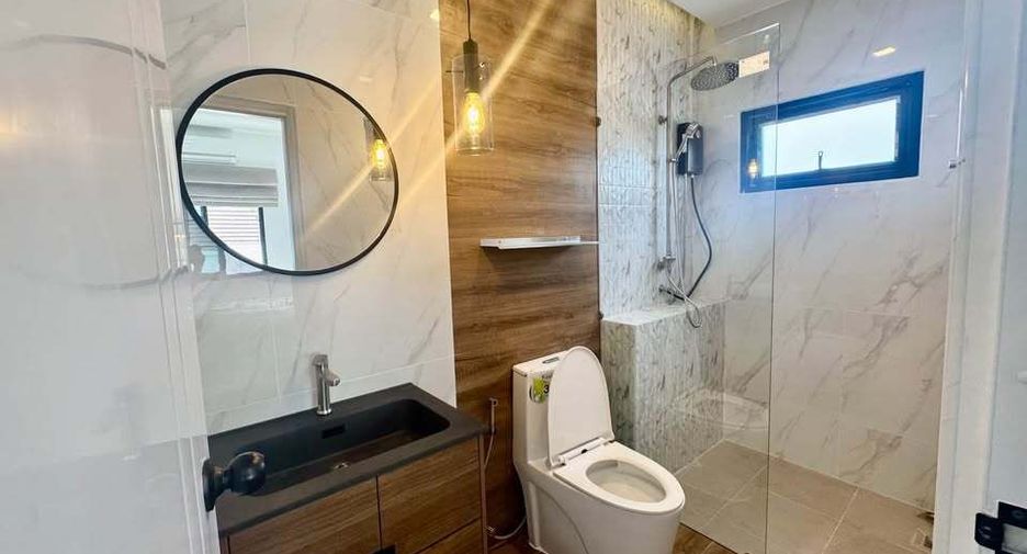 For rent 4 bedrooms house in Thalang, Phuket
