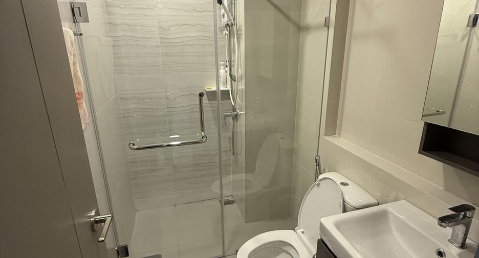 For rent 1 bed condo in Phra Khanong, Bangkok