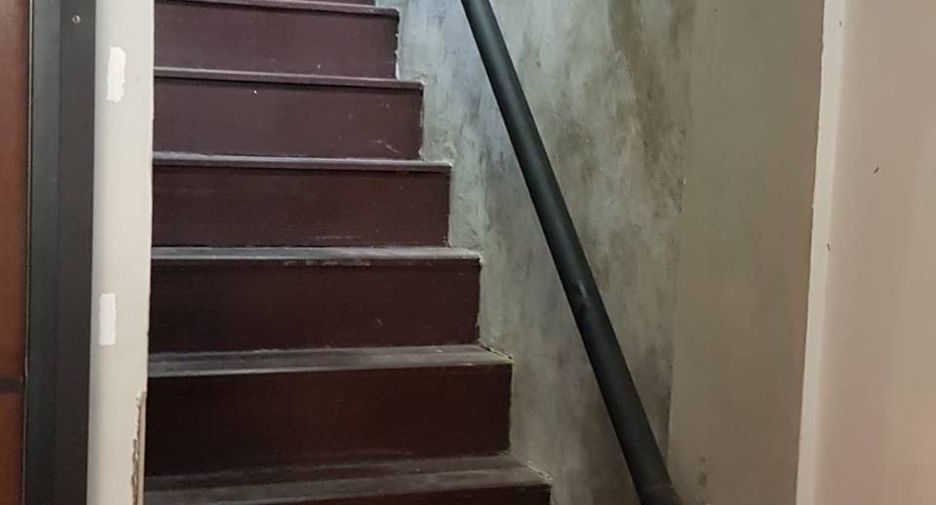 For sale 3 bedrooms townhouse in Bang Na, Bangkok