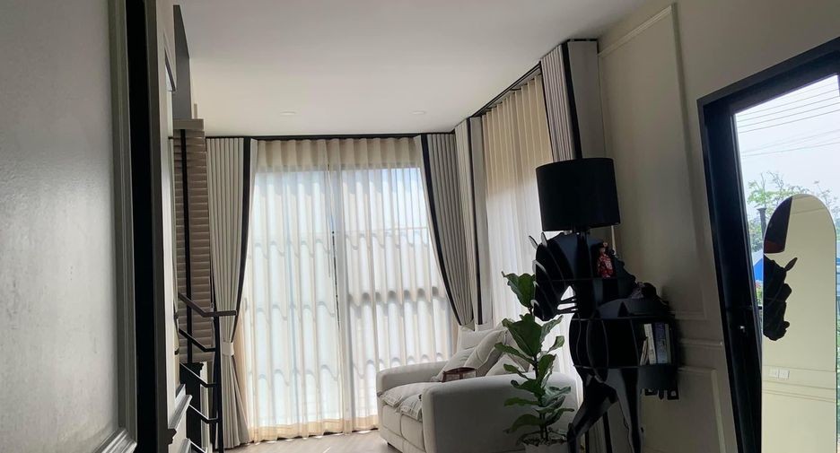Reihenhaus zur Miete mit 2 Zimmer in Lat Krabang, Bangkok