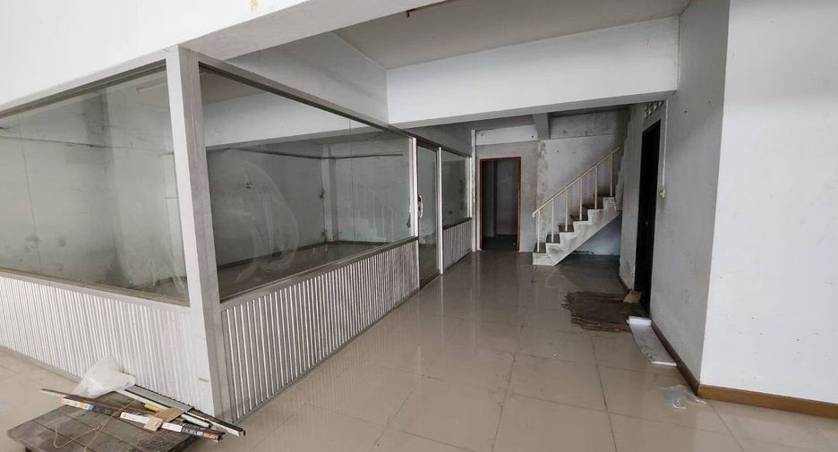 For rent office in Suan Luang, Bangkok