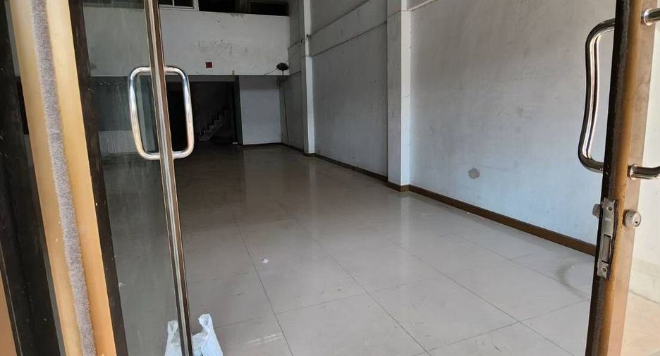 For rent office in Suan Luang, Bangkok