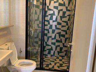 For sale studio condo in Khlong Toei, Bangkok