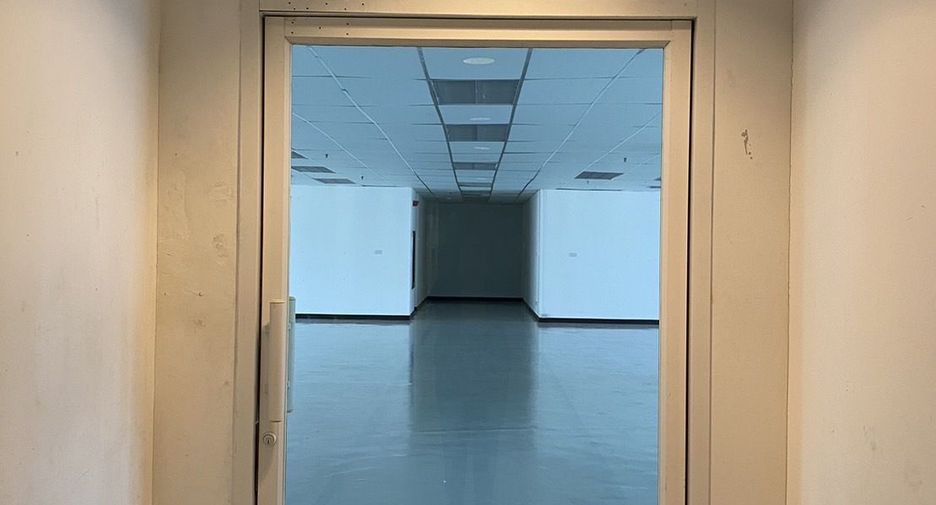 For rent office in Watthana, Bangkok