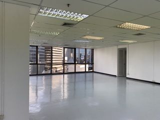 出租 办公室 在 Watthana, 曼谷