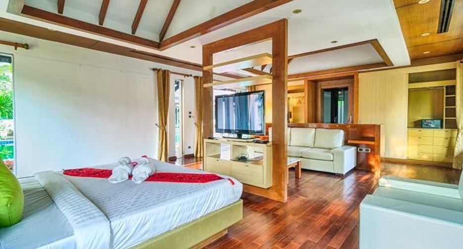 For sale 4 bedrooms villa in Takua Pa, Phang Nga