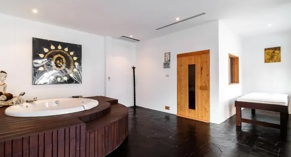 Villa zum Kauf mit 4 Zimmer in Takua Pa, Phang Nga