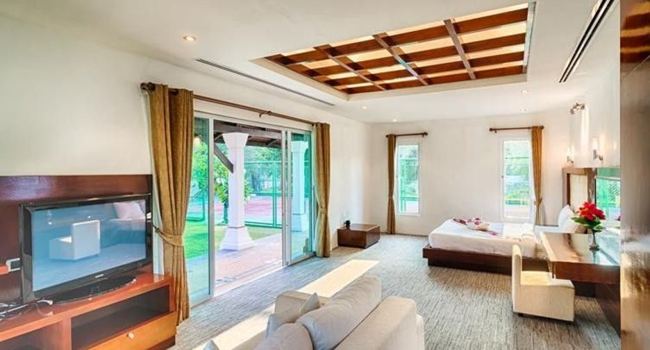 For sale 4 bedrooms villa in Takua Pa, Phang Nga