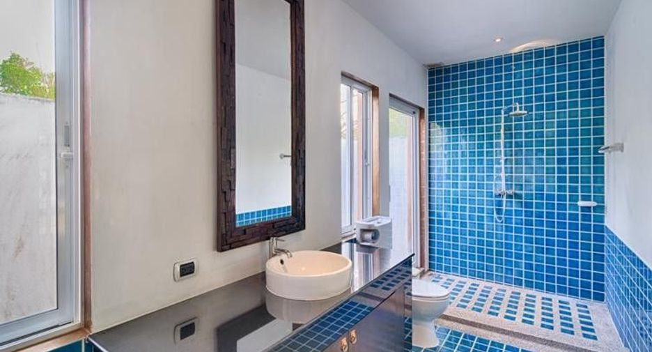 For sale 4 bedrooms villa in Takua Pa, Phang Nga