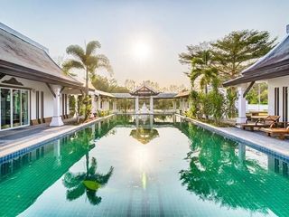 Villa zum Kauf mit 4 Zimmer in Takua Pa, Phang Nga