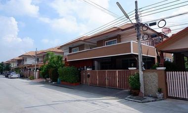 Casa en venta de 3 habitaciones en Bang Phli, Samut Prakan