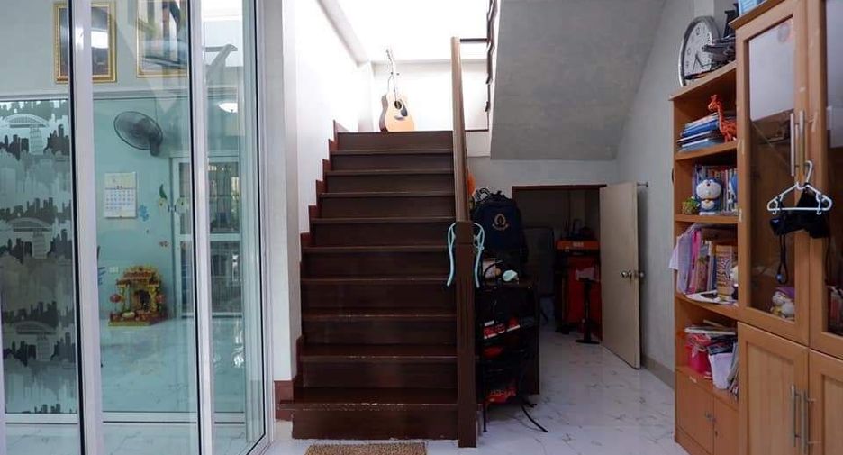 Casa en venta de 3 habitaciones en Bang Phli, Samut Prakan