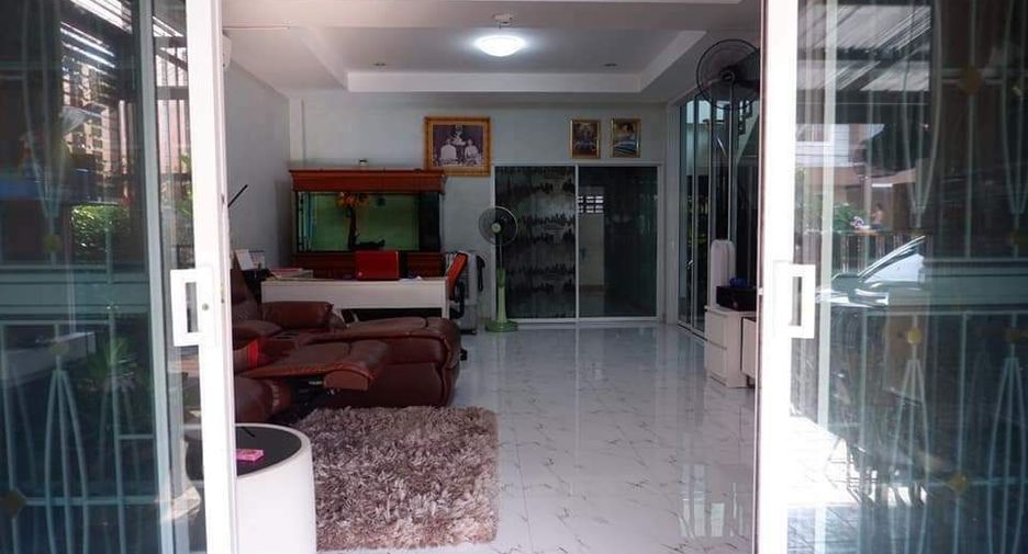 Casa en venta de 3 habitaciones en Bang Phli, Samut Prakan