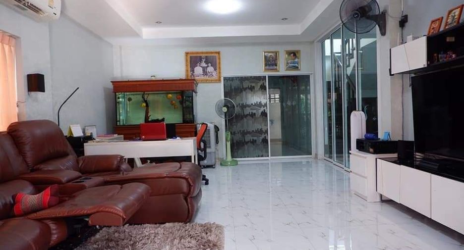 Casa en venta de 3 habitaciones en Bang Phli, Samut Prakan