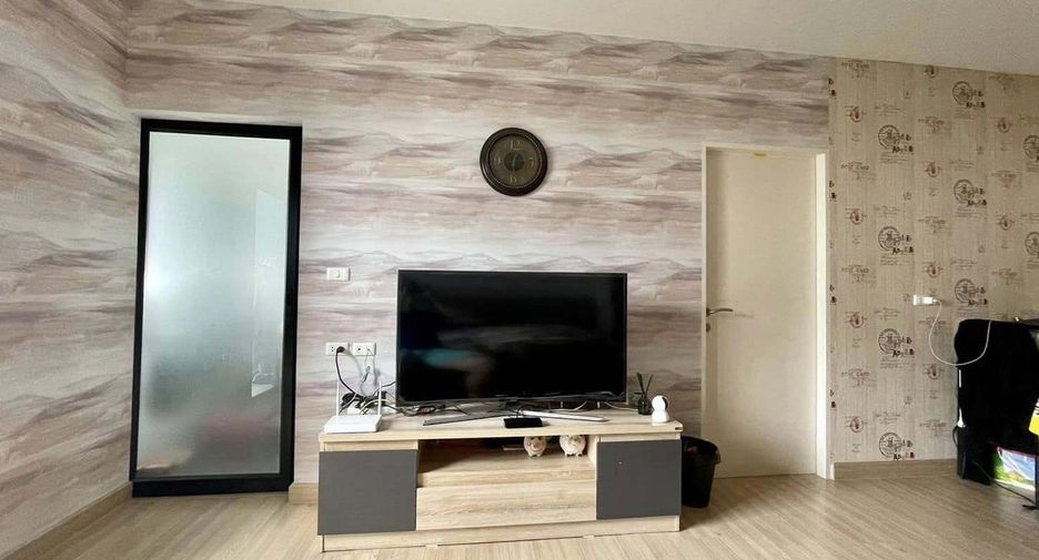 For rent 2 bedrooms condo in Chatuchak, Bangkok