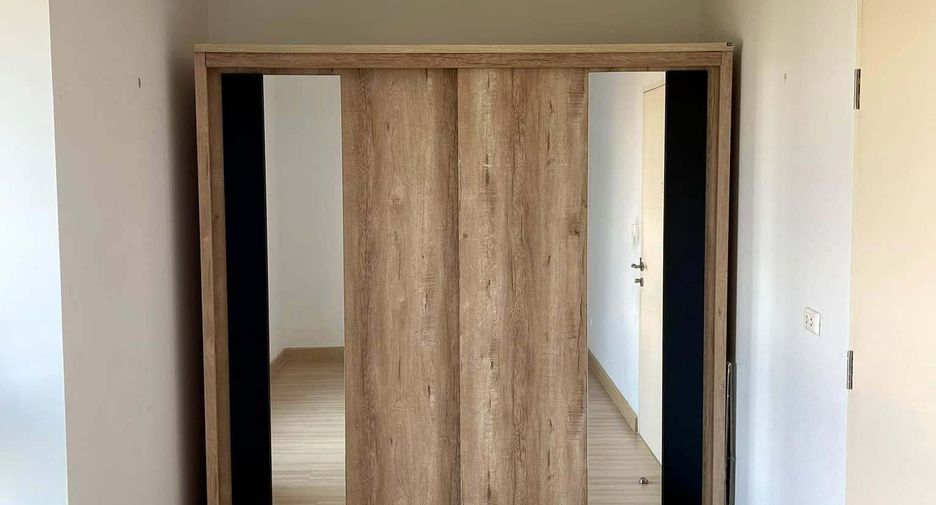 For rent 2 bedrooms condo in Chatuchak, Bangkok