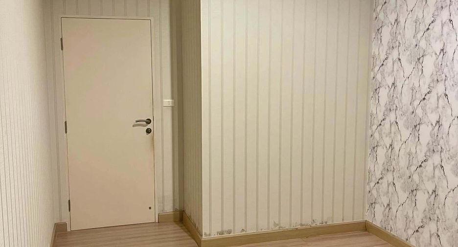 For rent 2 bedrooms condo in Chatuchak, Bangkok