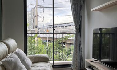 Wohnung zum Kauf mit 1 Zimmer in Thon Buri, Bangkok