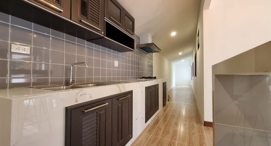 For rent 3 bedrooms villa in Thalang, Phuket