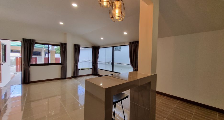 For rent 3 bedrooms villa in Thalang, Phuket