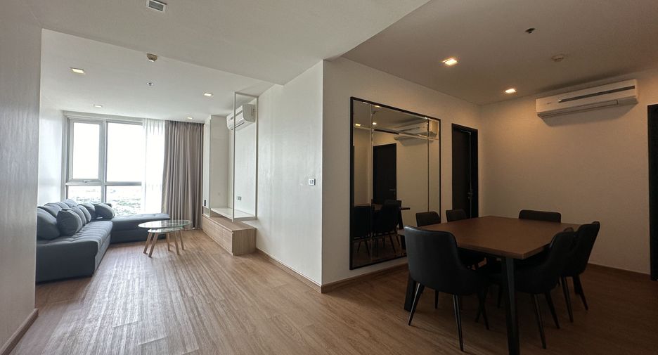 À louer 3 chambres condo à Khlong Toei, Bangkok