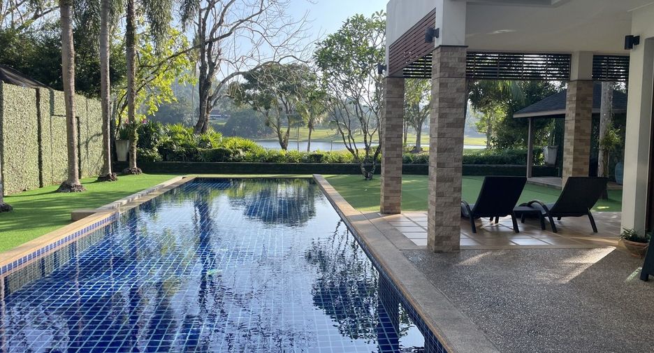 For rent 3 bedrooms villa in Kathu, Phuket