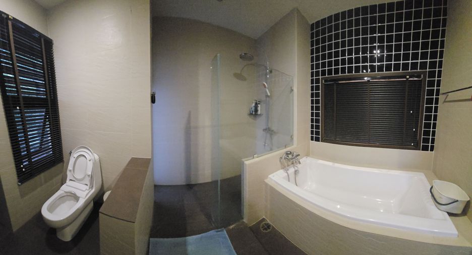 For rent 3 bedrooms villa in Kathu, Phuket