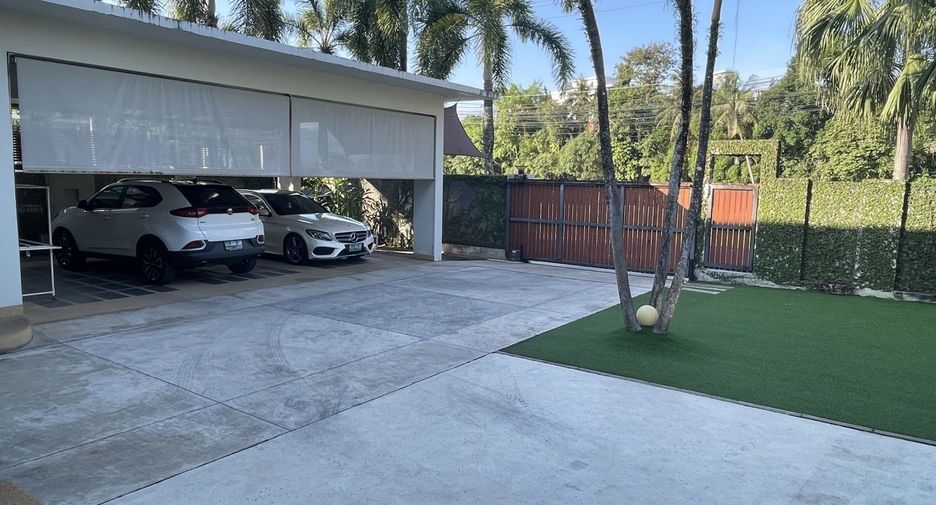 For rent 3 bedrooms villa in Kathu, Phuket