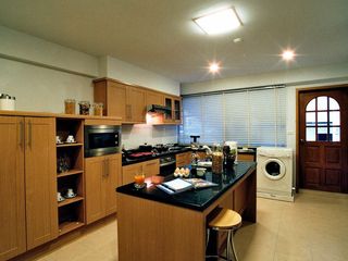 出租 4 卧室 公寓式住宅 在 Watthana, 曼谷