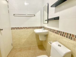 For sale 4 bedrooms townhouse in Bang Khun Thian, Bangkok