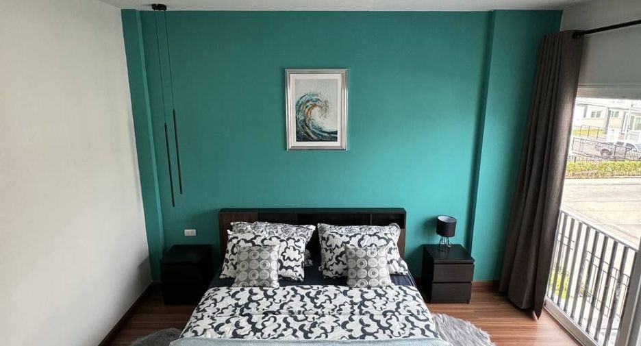 Casa adosada en alquiler de 3 habitaciones en Mueang Phuket, Phuket