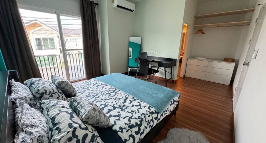 Casa adosada en alquiler de 3 habitaciones en Mueang Phuket, Phuket