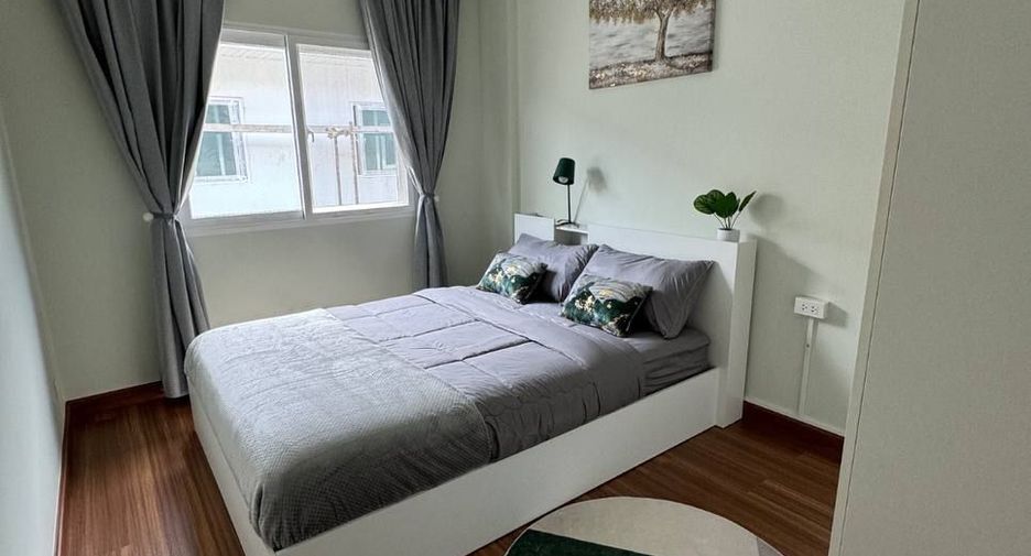 Casa adosada en alquiler de 3 habitaciones en Mueang Phuket, Phuket