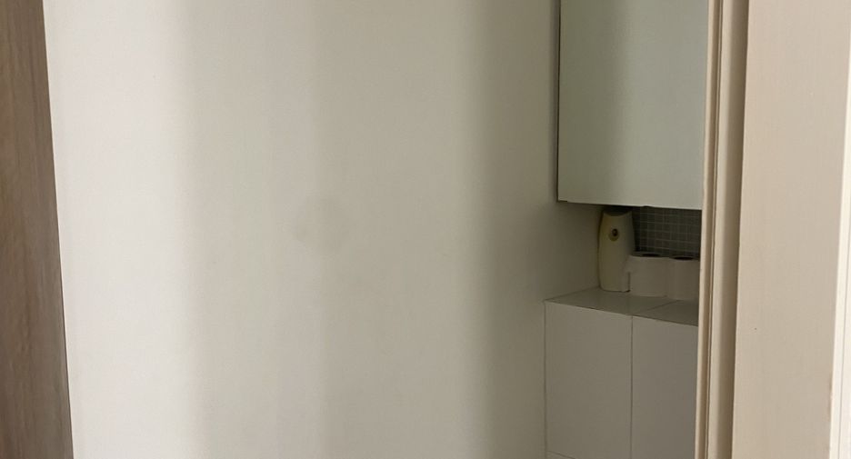 For sale 2 bedrooms condo in Khlong Toei, Bangkok