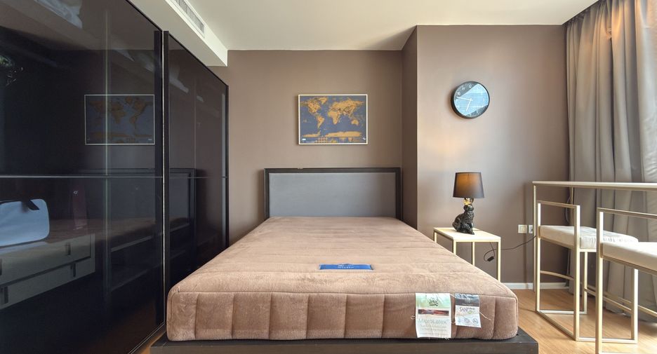 À vendre 1 chambre condo à Watthana, Bangkok