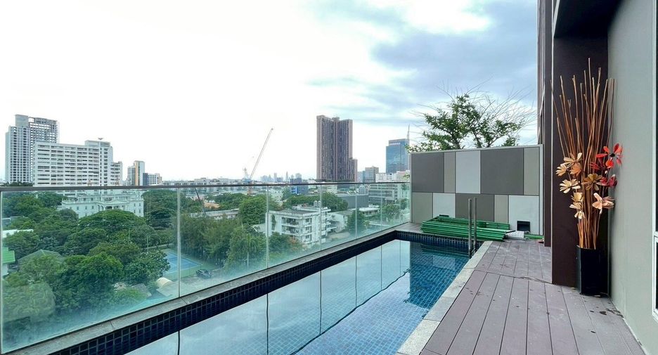 Wohnung zum Kauf mit 2 Zimmer in Khlong Toei, Bangkok