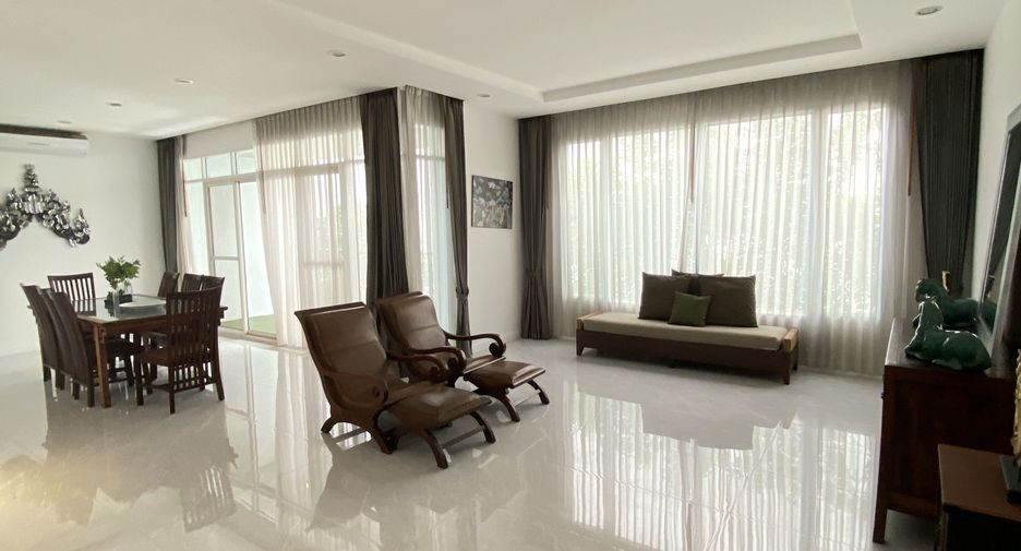 Apartment zur Miete mit 4 Zimmer in Watthana, Bangkok