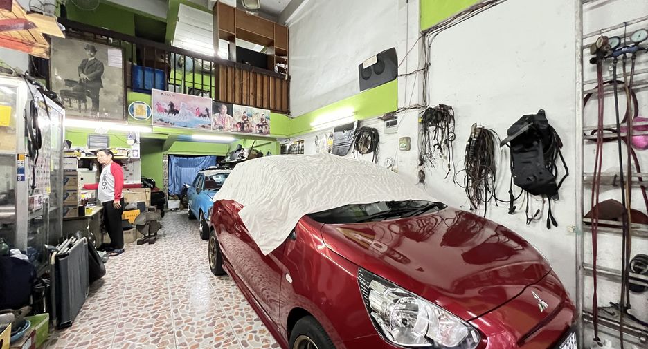 For sale 3 bedrooms office in Bueng Kum, Bangkok