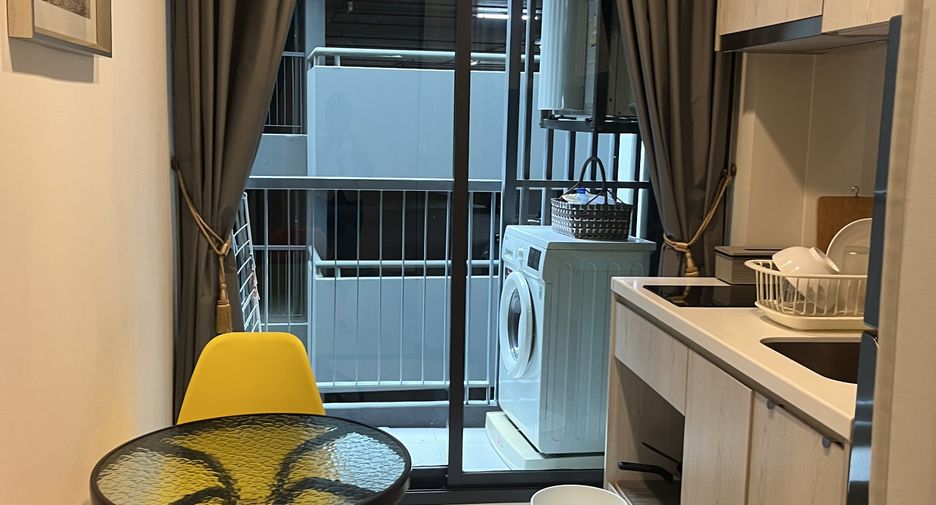 For rent 1 bed condo in Khlong Toei, Bangkok